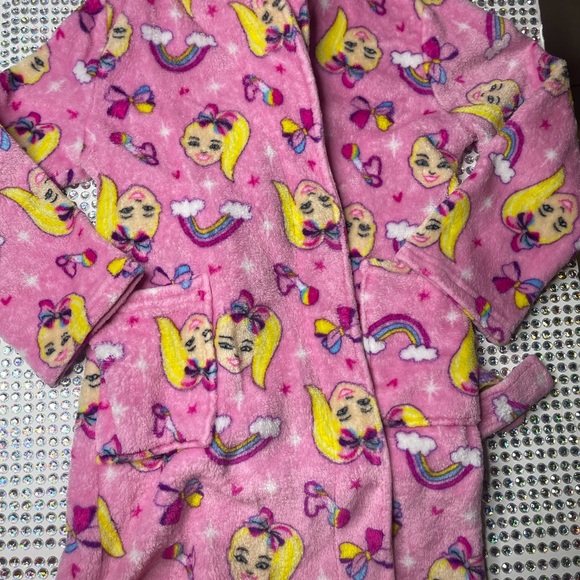 Jojo Siwa Robe - Picture 2 of 4
